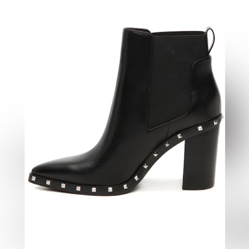 Charles David Dodger Bootie Black Studded Ankle Boots Sz 6.5 preloved - Picture 1 of 8